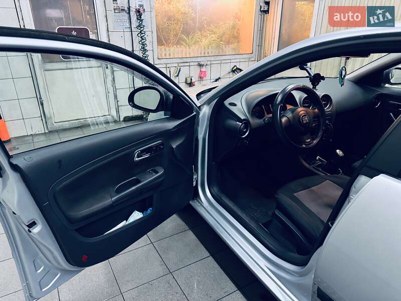 Седан SEAT Cordoba 2008 в Броварах