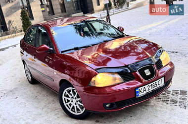 Седан SEAT Cordoba 2008 в Киеве