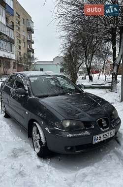 Седан SEAT Cordoba 2008 в Гнивани