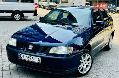 Седан SEAT Cordoba 2001 в Івано-Франківську