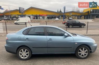 Седан SEAT Cordoba 2006 в Києві