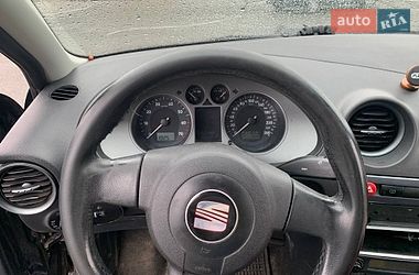 Седан SEAT Cordoba 2007 в Святопетровское