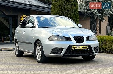 Седан SEAT Cordoba 2008 в Львові