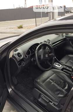 Седан SEAT Exeo 2011 в 