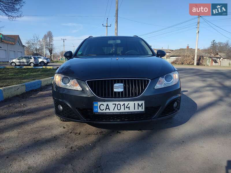 Седан SEAT Exeo 2011 в Умани