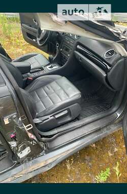 Седан SEAT Exeo 2011 в 
