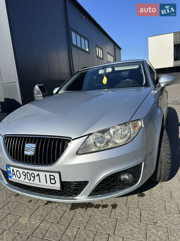 Седан SEAT Exeo 2009 в Ужгороде