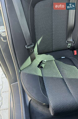 Седан SEAT Exeo 2011 в 
