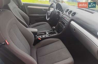 Седан SEAT Exeo 2011 в 