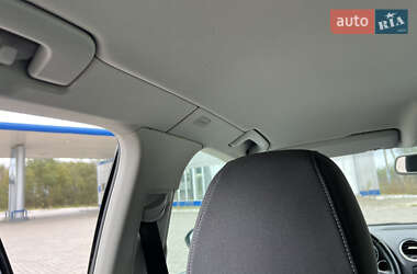 Седан SEAT Exeo 2009 в 
