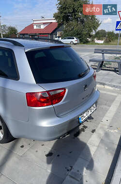 Универсал SEAT Exeo 2009 в 