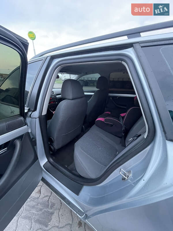 Универсал SEAT Exeo 2010 в Новояворовске