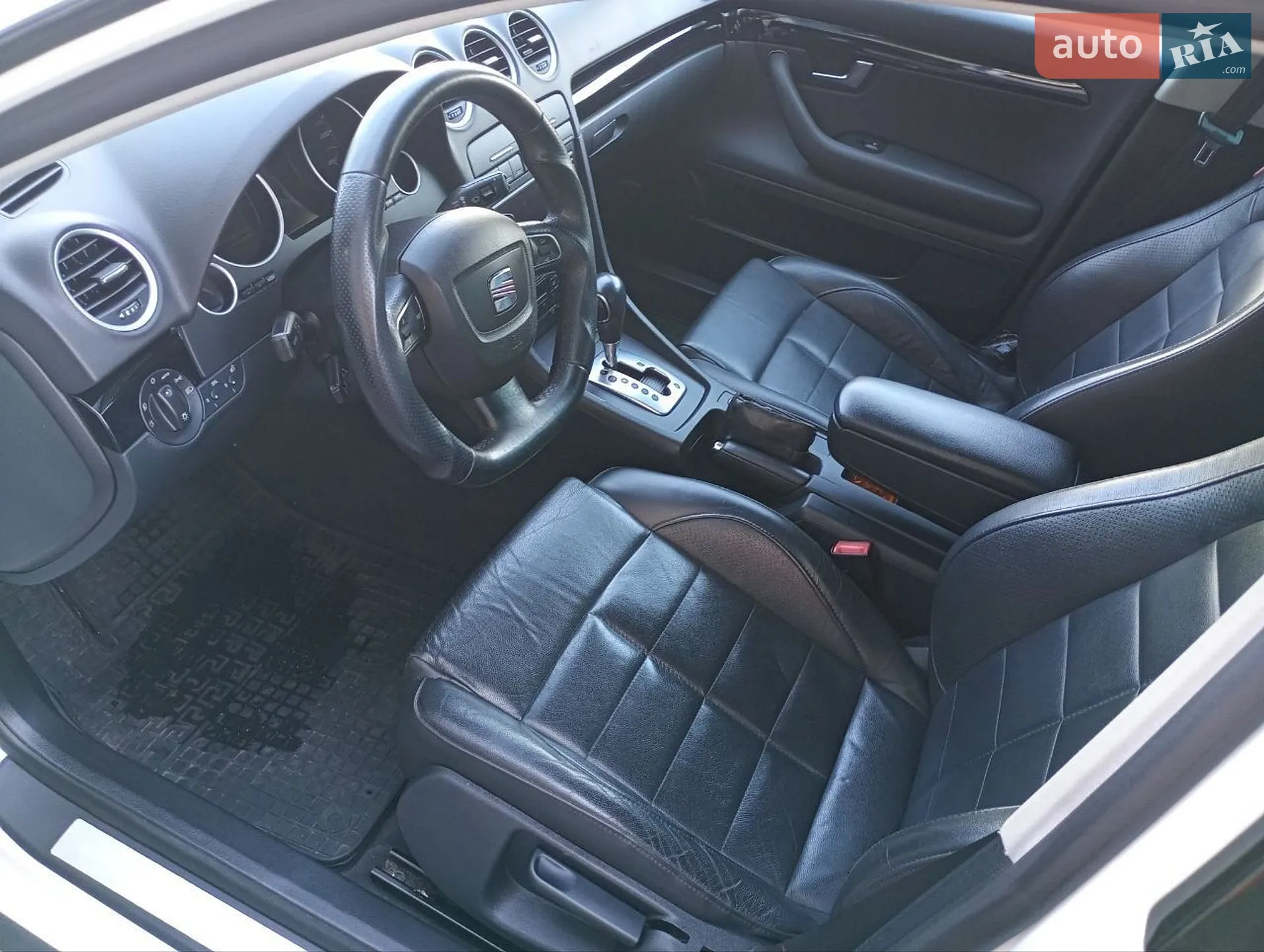 SEAT Exeo 2012 VIN VSSZZZ3RZDR004370 фото оголошення 12 з 25