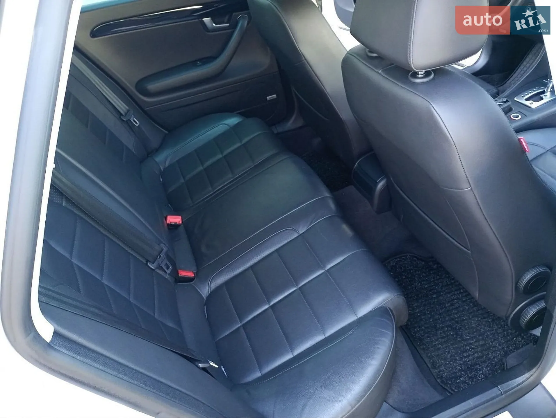 SEAT Exeo 2012 VIN VSSZZZ3RZDR004370 фото оголошення 16 з 25
