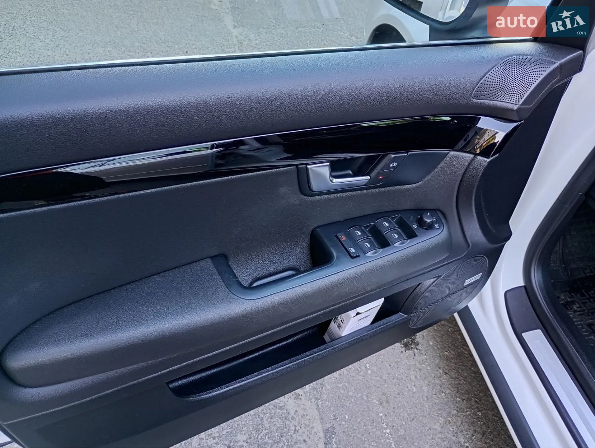 SEAT Exeo 2012 VIN VSSZZZ3RZDR004370 фото оголошення 17 з 25