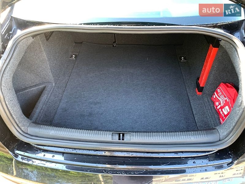 Седан SEAT Exeo 2011 в Харкові