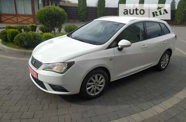 SEAT Ibiza ST 2012