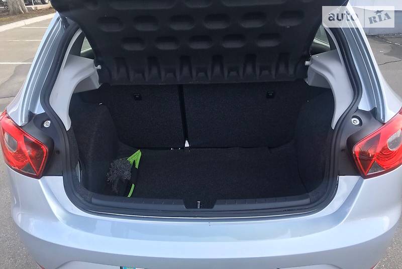 Хетчбек SEAT Ibiza 2015 в Києві фото 10 Хетчбек SEAT Ibiza 2015 в Києві