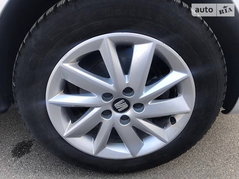 Хетчбек SEAT Ibiza 2015 в Києві фото 13 Хетчбек SEAT Ibiza 2015 в Києві