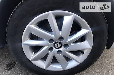 Хетчбек SEAT Ibiza 2015 в 