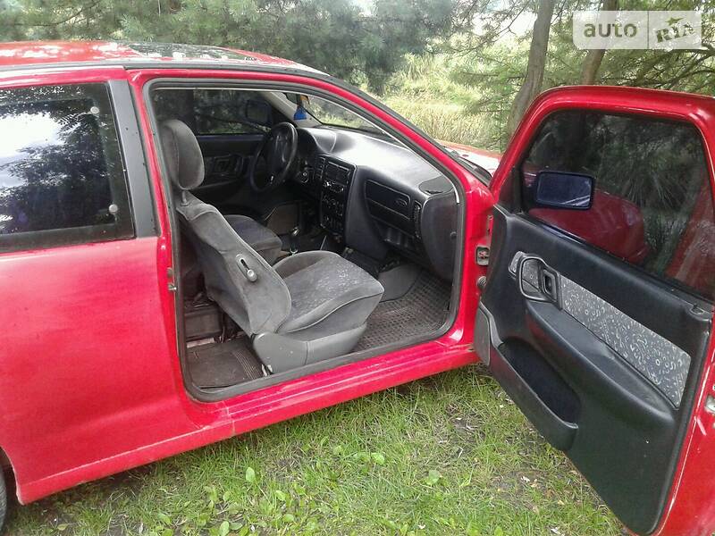 Хэтчбек SEAT Ibiza 1995 в Львове