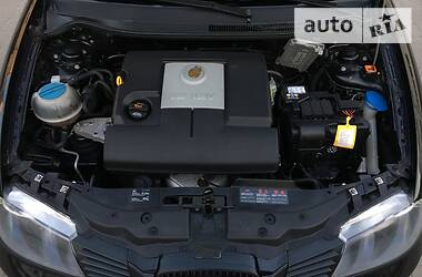 Хетчбек SEAT Ibiza 2006 в 