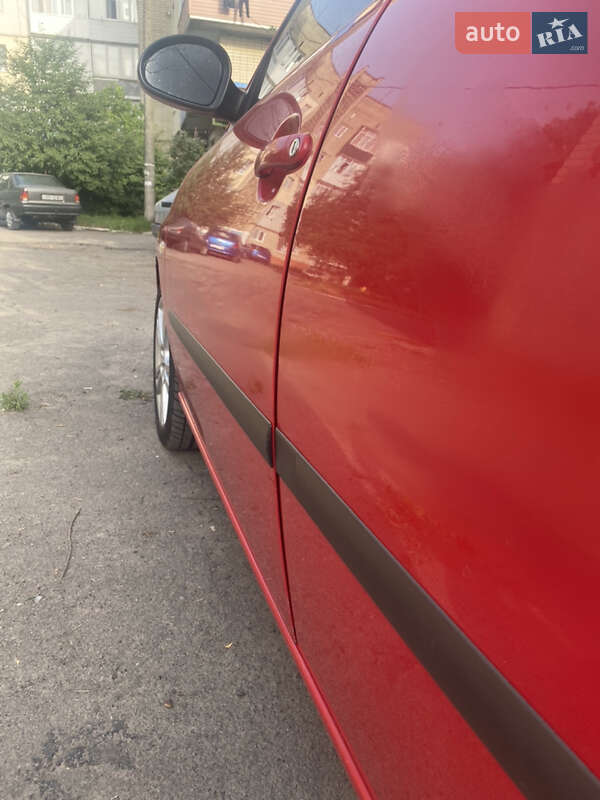 Хетчбек SEAT Ibiza 2006 в Рівному