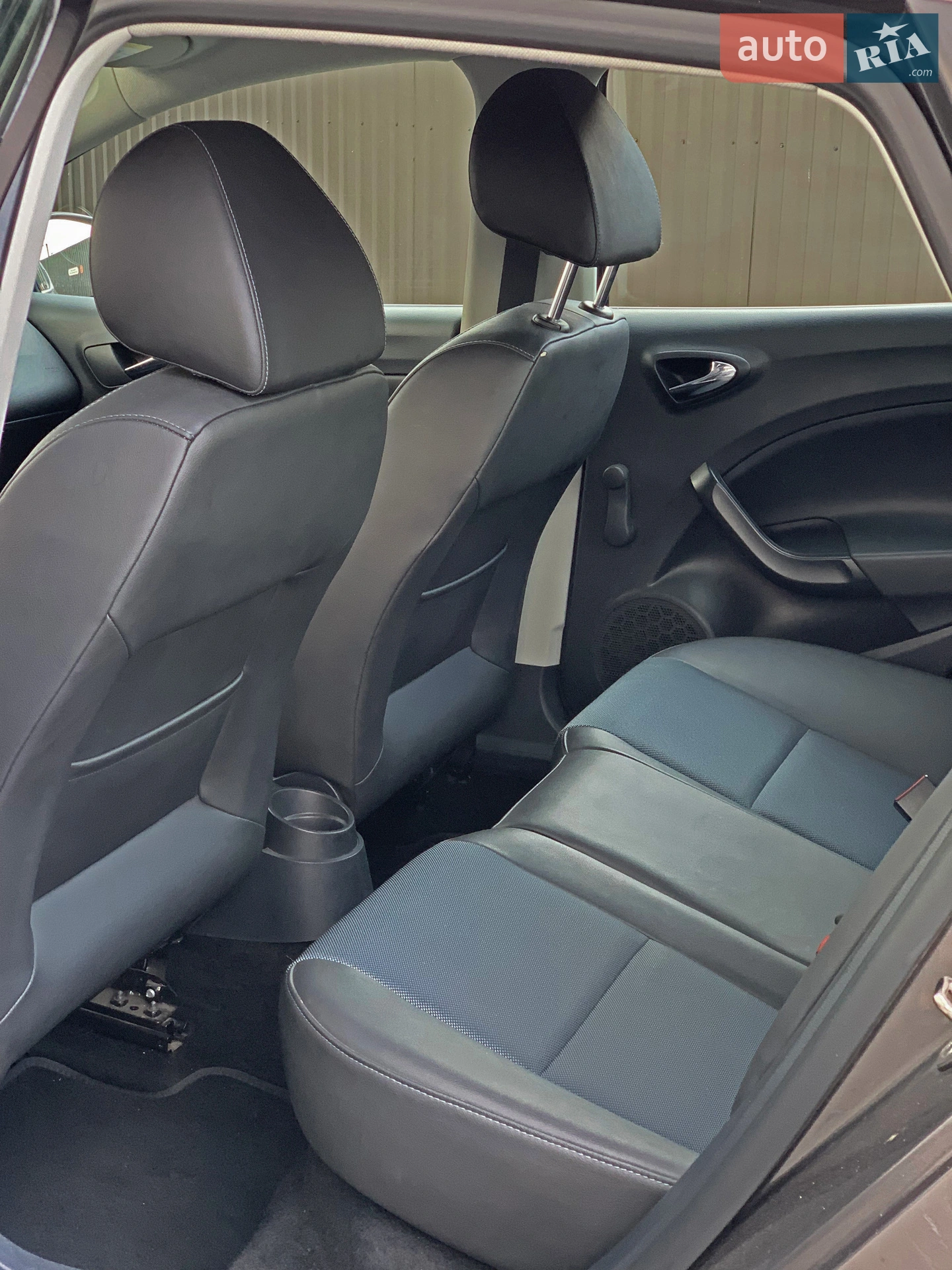 2015 SEAT Ibiza - мініатюра 9