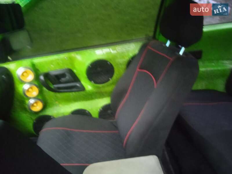 Хетчбек SEAT Ibiza 1994 в Чернівцях