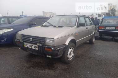 Хетчбек SEAT Ibiza 1988 в Новоархангельську