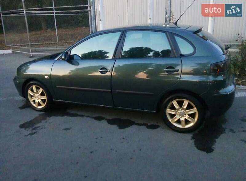 SEAT Ibiza 2003