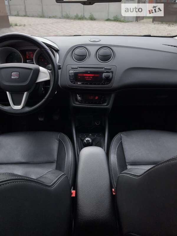 Хетчбек SEAT Ibiza 2010 в Калуші