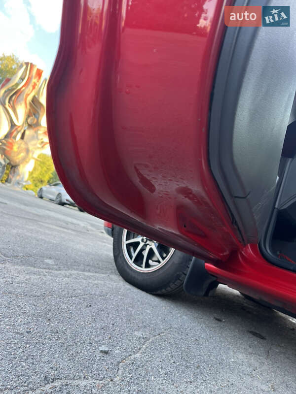 Хетчбек SEAT Ibiza 2010 в Дніпрі