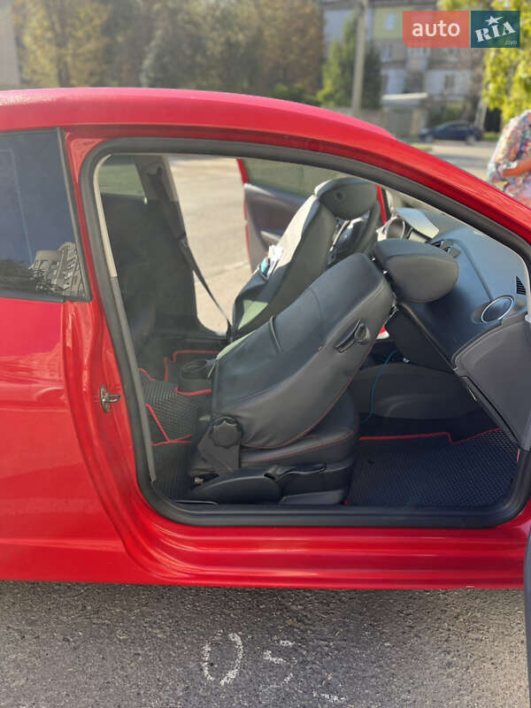 Хетчбек SEAT Ibiza 2010 в Дніпрі