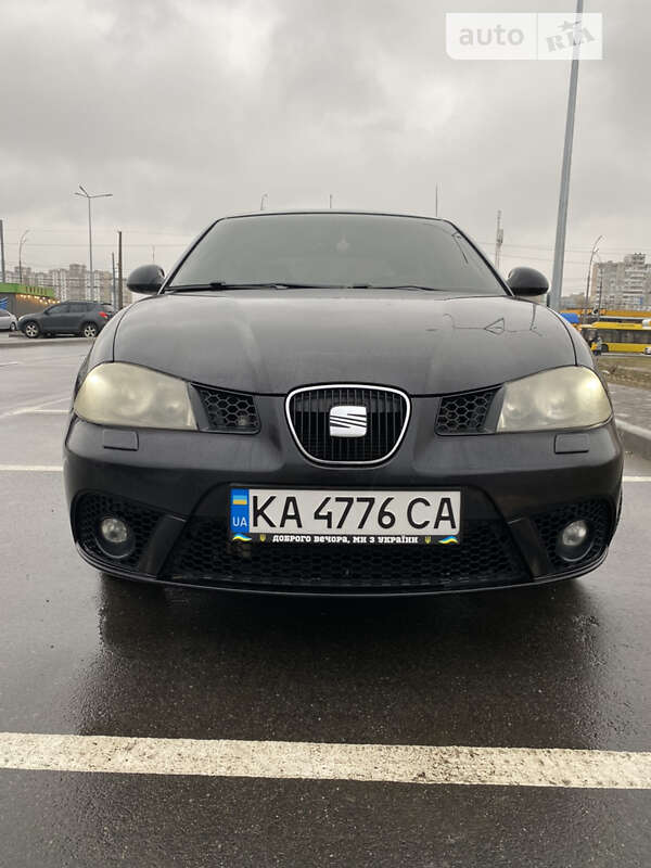 Хэтчбек SEAT Ibiza 2007 в Киеве