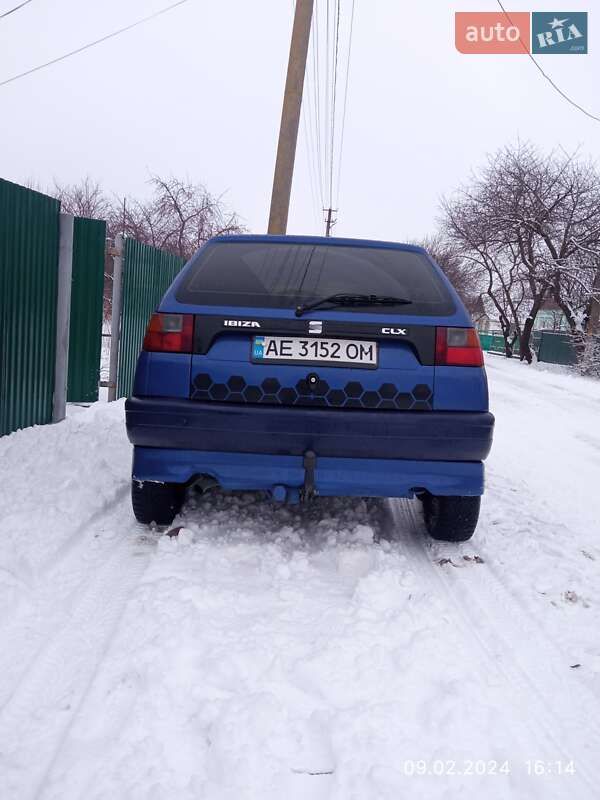 Хэтчбек SEAT Ibiza 1994 в Павлограде