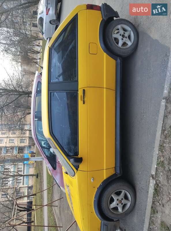 Хетчбек SEAT Ibiza 1992 в Кривому Розі