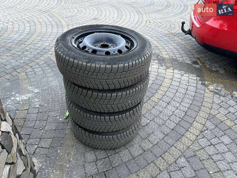 Хэтчбек SEAT Ibiza 2014 в Мостиске