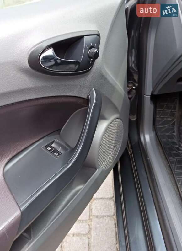 Хэтчбек SEAT Ibiza 2011 в Николаеве