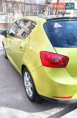 Хэтчбек SEAT Ibiza 2008 в Днепре