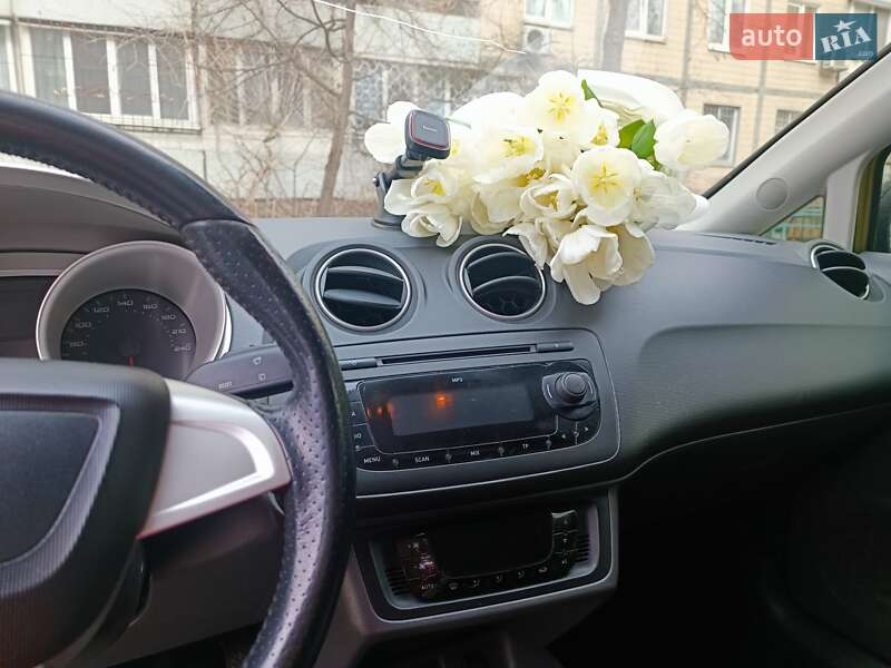 Хэтчбек SEAT Ibiza 2008 в Днепре