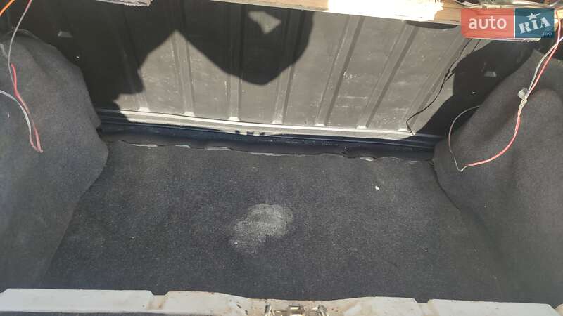 Хэтчбек SEAT Ibiza 1990 в Сторожинце