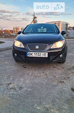 Хетчбек SEAT Ibiza 2010 в Рівному