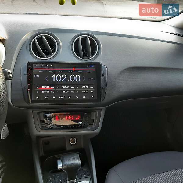 Хетчбек SEAT Ibiza 2011 в Харкові