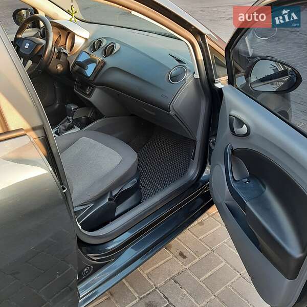 Хетчбек SEAT Ibiza 2011 в Харкові