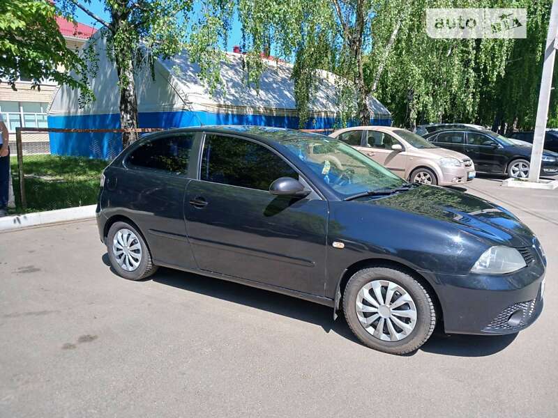 Хетчбек SEAT Ibiza 2006 в Броварах