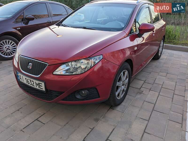 Хетчбек SEAT Ibiza 2011 в Києві