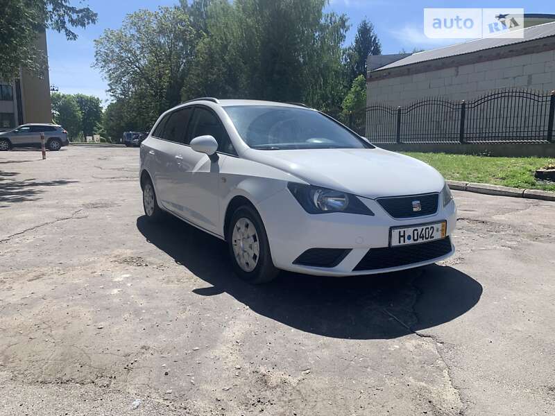 Хэтчбек SEAT Ibiza 2013 в Нововолынске