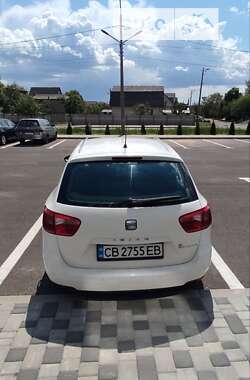 Хэтчбек SEAT Ibiza 2012 в Чернигове