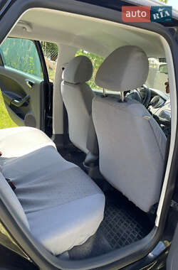 Хэтчбек SEAT Ibiza 2011 в 